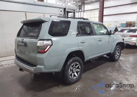 2022 Toyota 4Runner Trd Off Road из США, поврежденный, VIN JTEPU5JR0N6083314